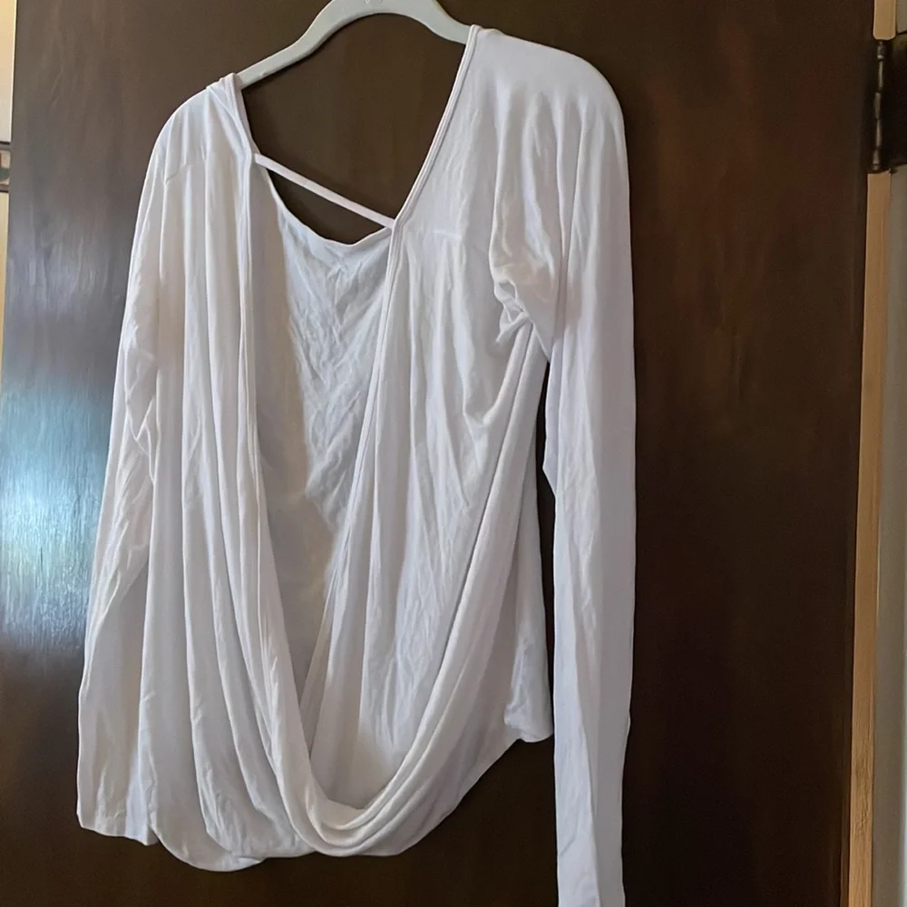 ✨ ZYIA 🌙✨White Namaste Long Sleeve T - Picture 4 of 9